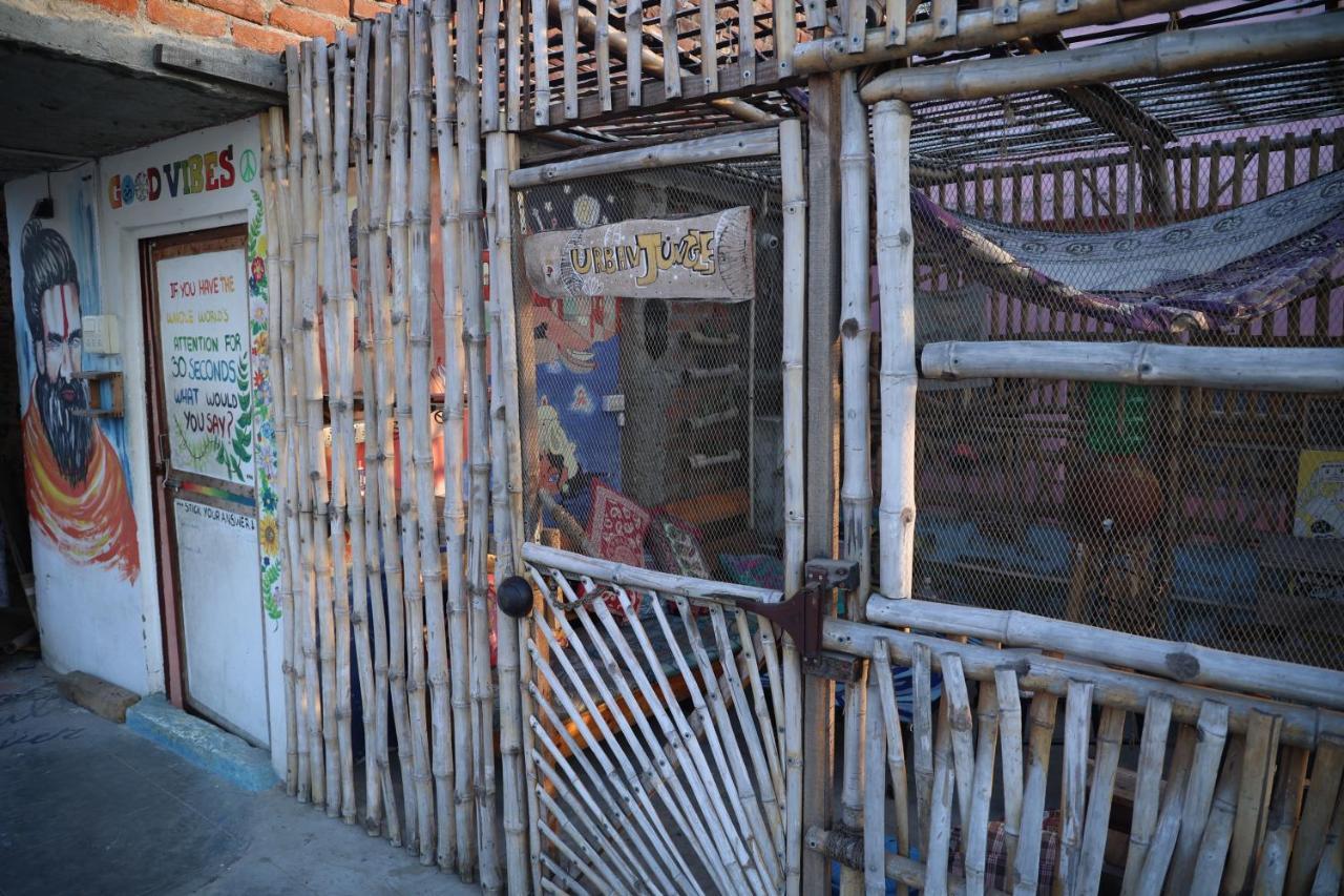 Good Vibes Hostel 바라나시 외부 사진